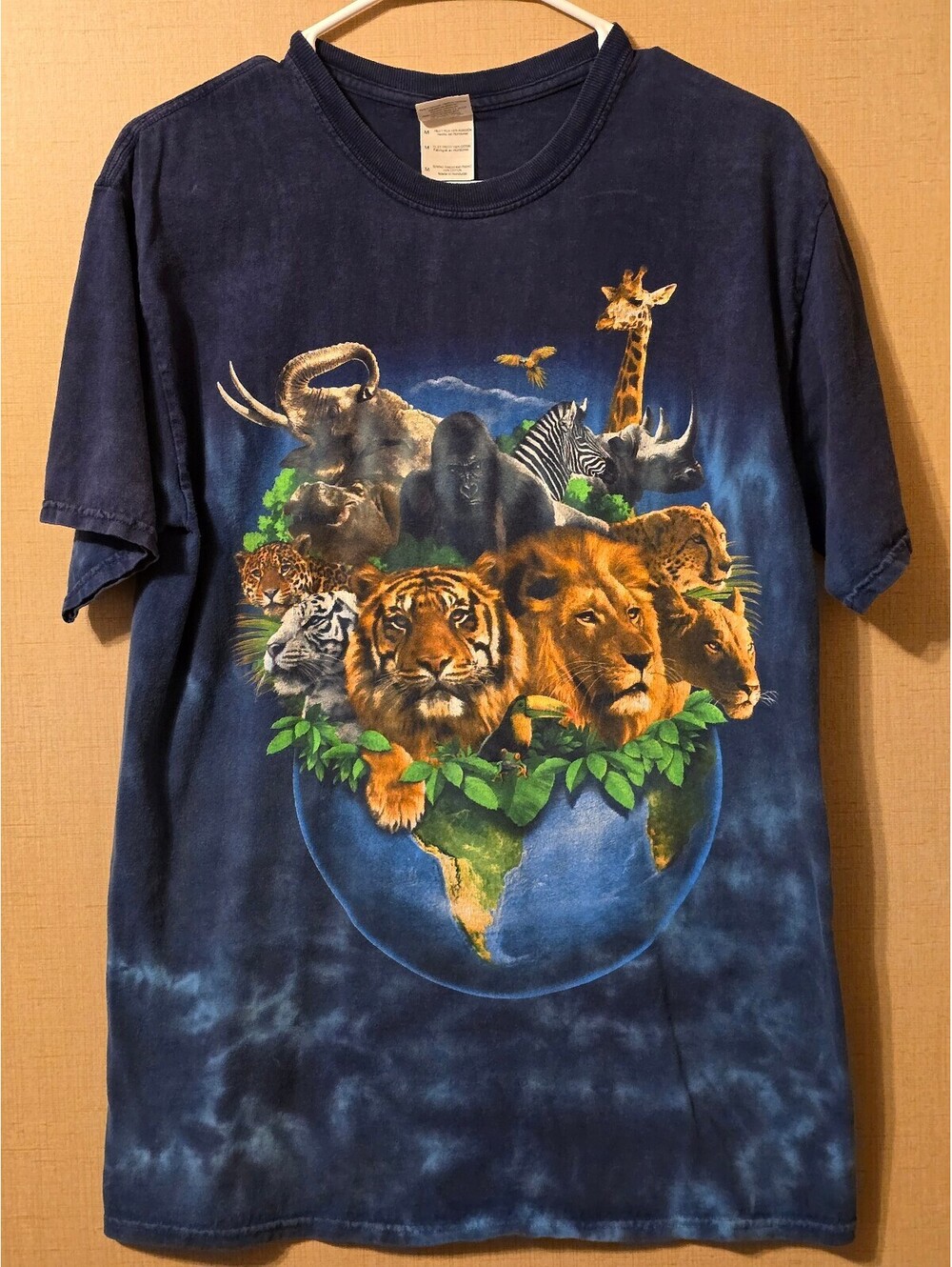 Vintage Y2K Gildan Wildlife Animals Globe Graphic Tie Dye T-Shirt Blue Size M